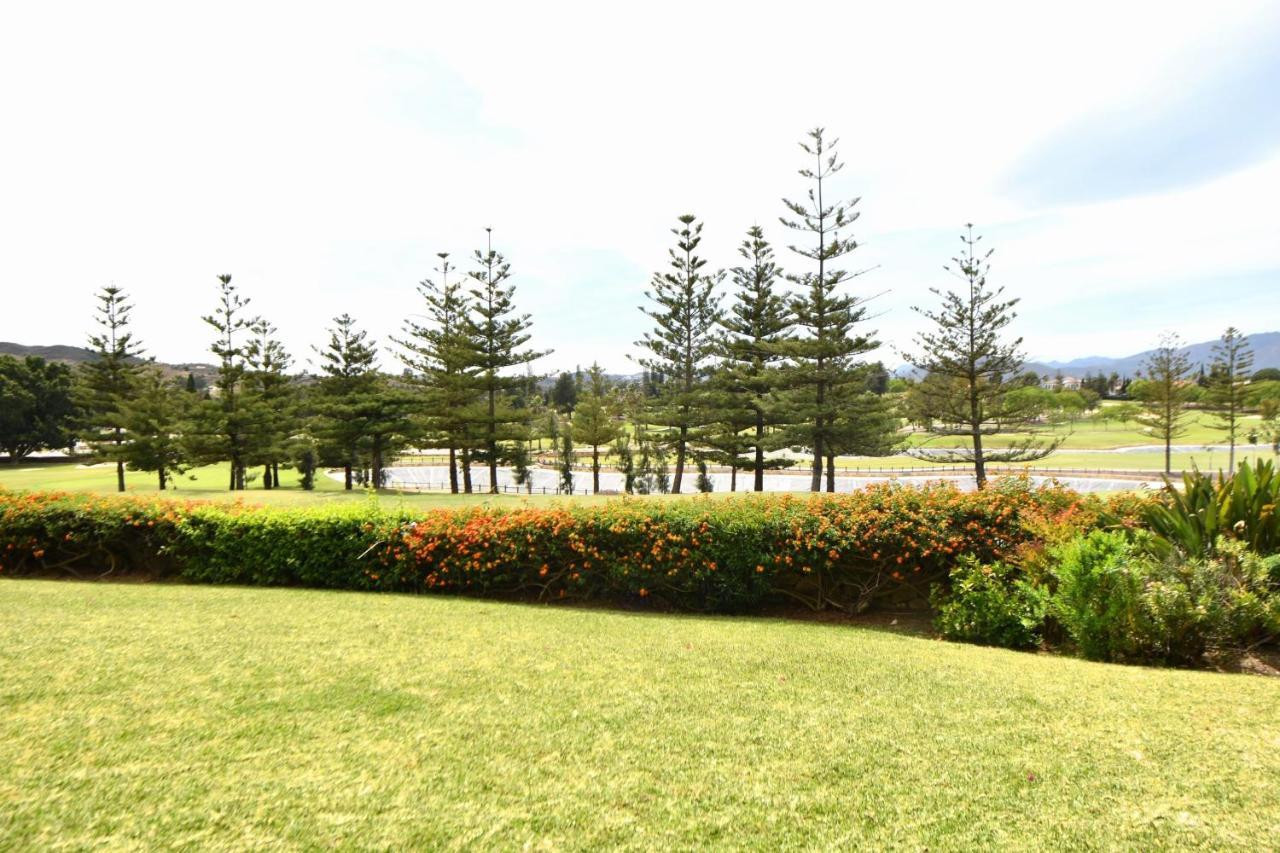 Beautiful Apt With Golf & Lake Views Mijas Golf Fuengirola Luaran gambar